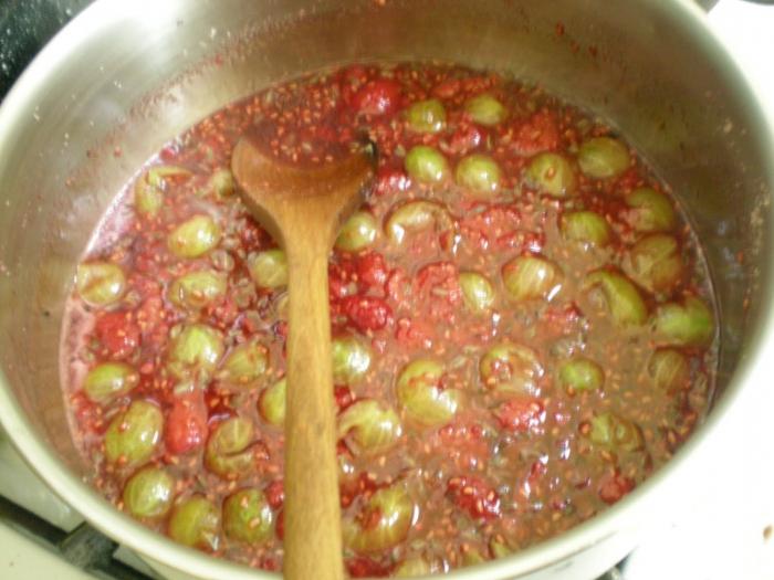 How to make gooseberry jam: proven methods